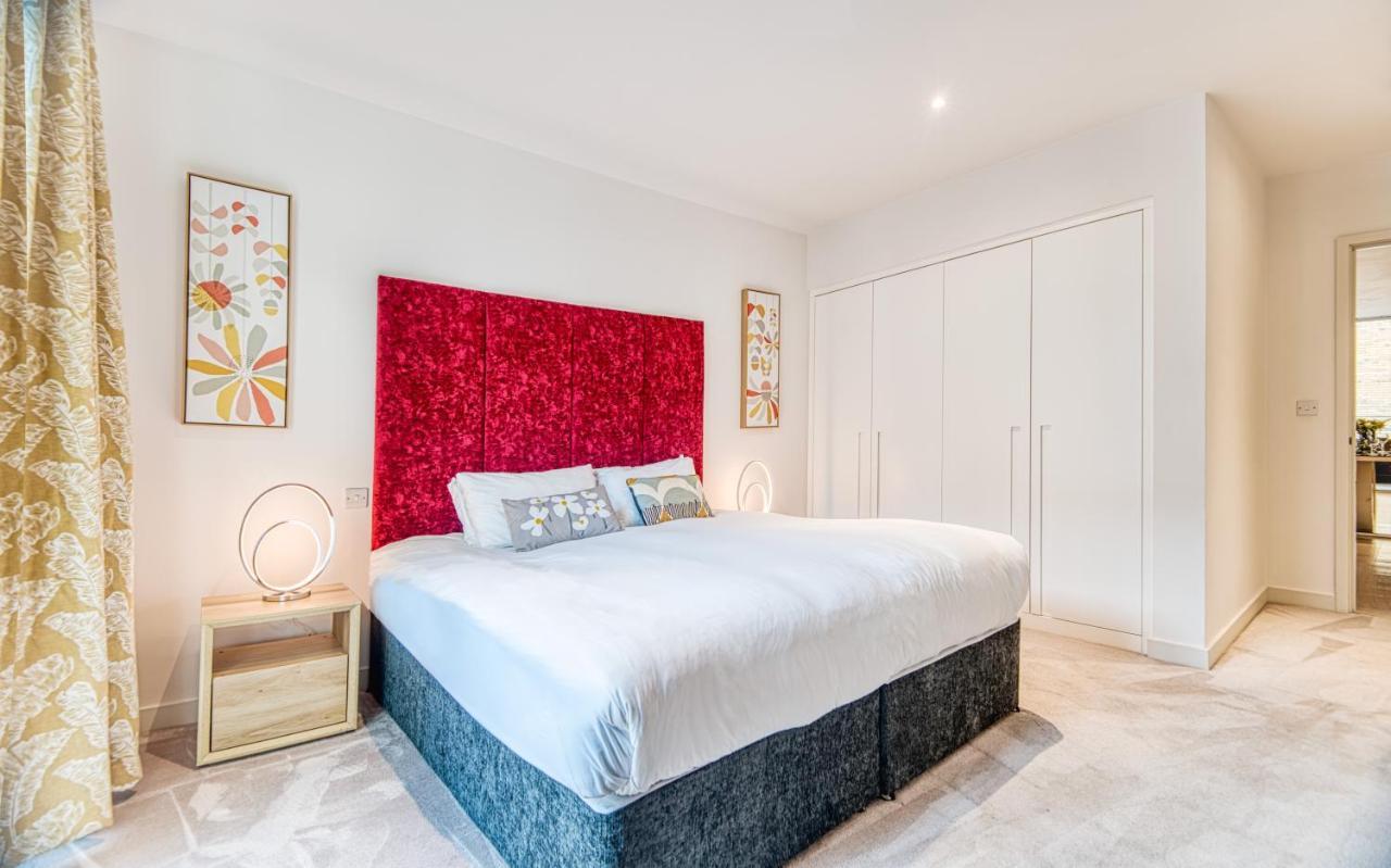 Austin David Apartments Royal Wharf Londres Extérieur photo